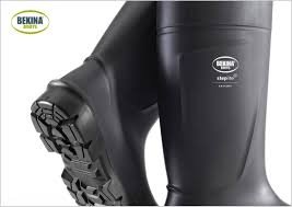 bekina stivlar u/táverju